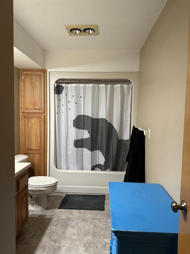 7020 N Farm Road 69, Walnut Grove, MO 65770 - bathroom featuring shower / bath combo, toilet, and vanity