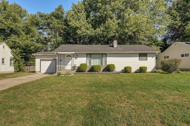 ranch-style house featuring a front lawn