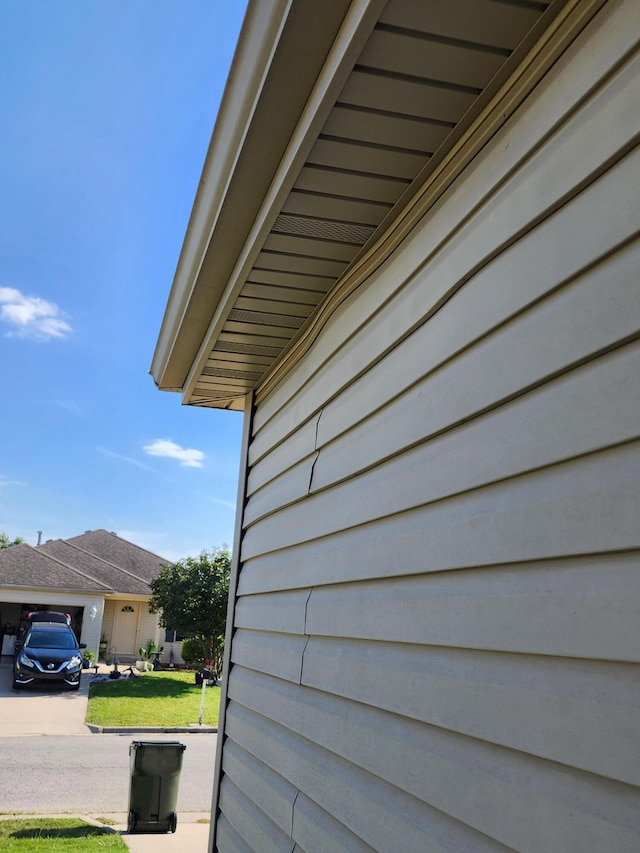 409 W Summit St, Aurora, MO 65605 - view of details