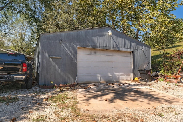 view of detached garage