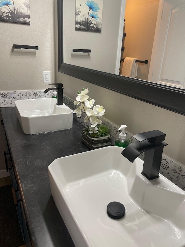 16 Fall Creek Trl Unit 2, Branson, MO 65616 - bathroom featuring double vanity
