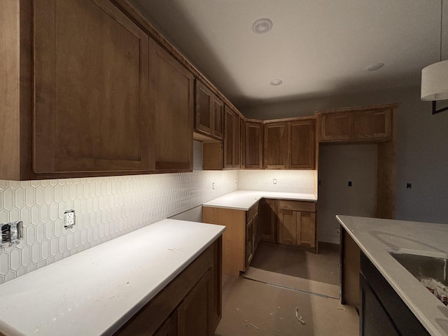 kitchen featuring decorative backsplash