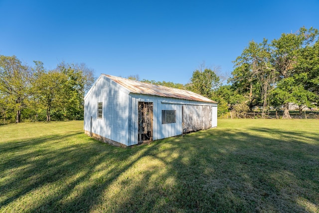 1400 W Oak St, Ozark, MO 65721 - view of pole building featuring a lawn