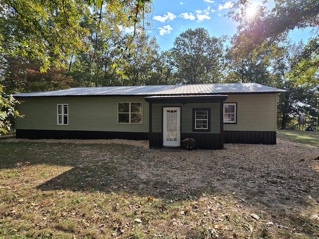 view of front of house