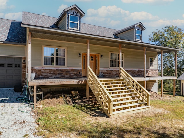 view of front of house featuring covered porch