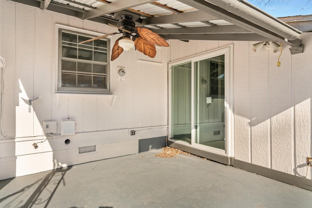 view of patio with ceiling fan