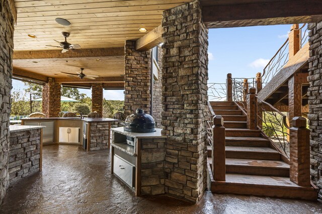 469 Valley Creek Rd, Clever, MO 65631
