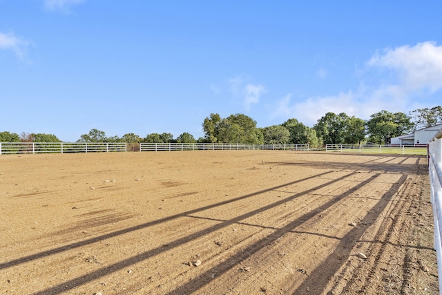 view of yard featuring a rural view