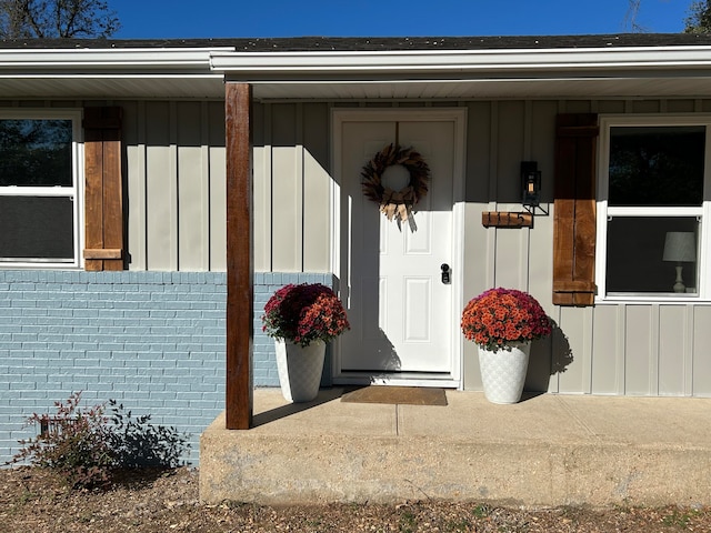 view of entrance to property