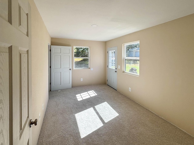 221 Beachwood St, Theodosia, MO 65761 - unfurnished room featuring light carpet