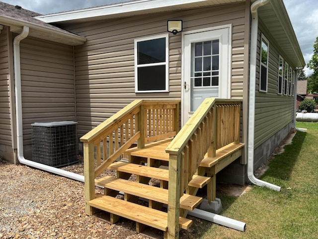 221 Beachwood St, Theodosia, MO 65761 - wooden deck featuring cooling unit and a yard
