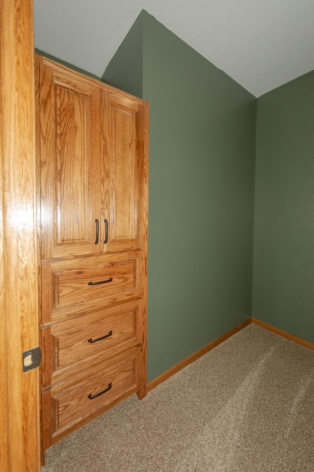 322 W Jefferson St, Bolivar, MO 65613 - view of closet