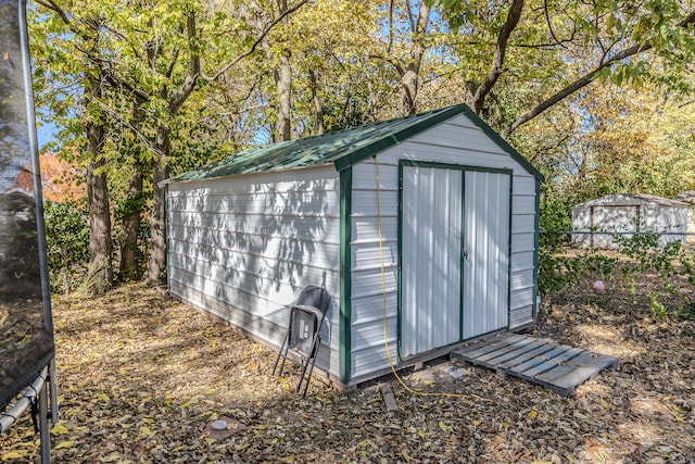 view of outdoor structure