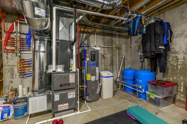 236 N Dade 147, Greenfield, MO 65661 - utilities featuring water heater
