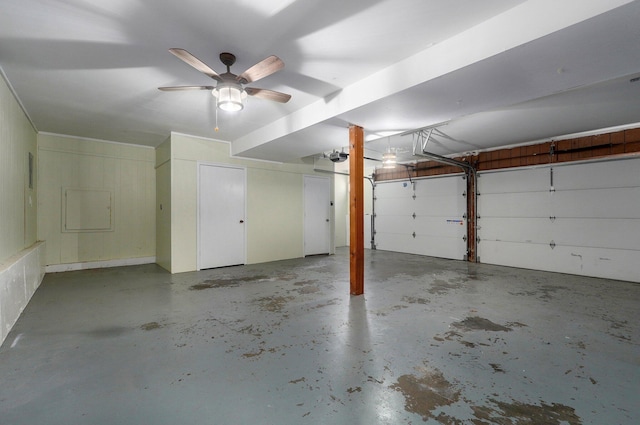 garage with ceiling fan