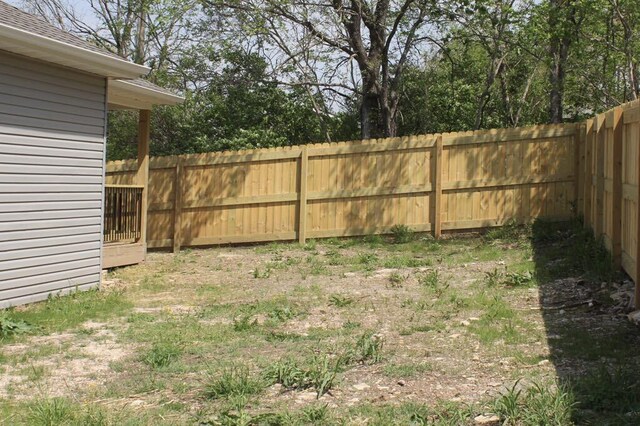 146 Mound St, Forsyth, MO 65653 - view of yard featuring a fenced backyard