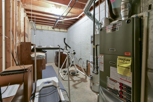 1462 E Powell St, Springfield, MO 65804 - unfinished below grade area with water heater