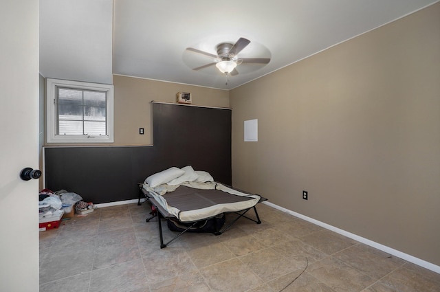 bedroom with ceiling fan