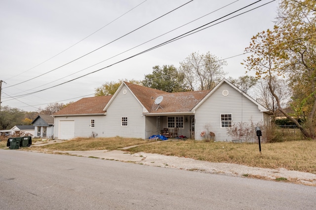 view of front facade with a garage