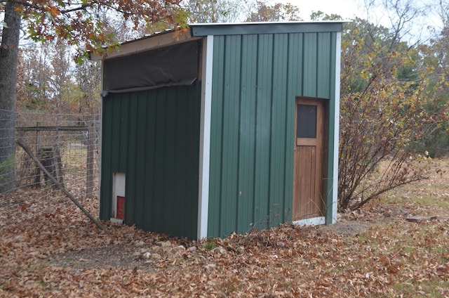 4435 Olga Rd, Fordland, MO 65652 - view of shed with fence