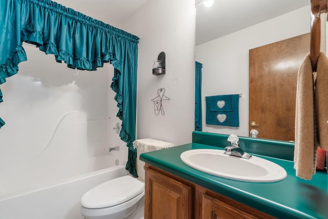 full bathroom featuring toilet, shower / tub combination, and vanity