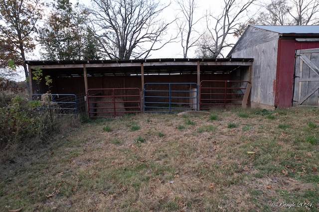 view of outbuilding