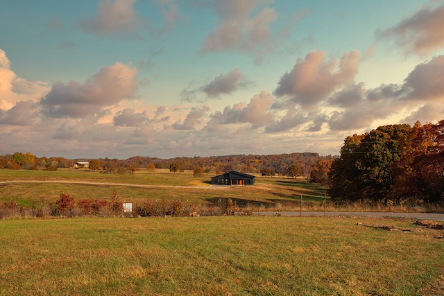 exterior space featuring a rural view