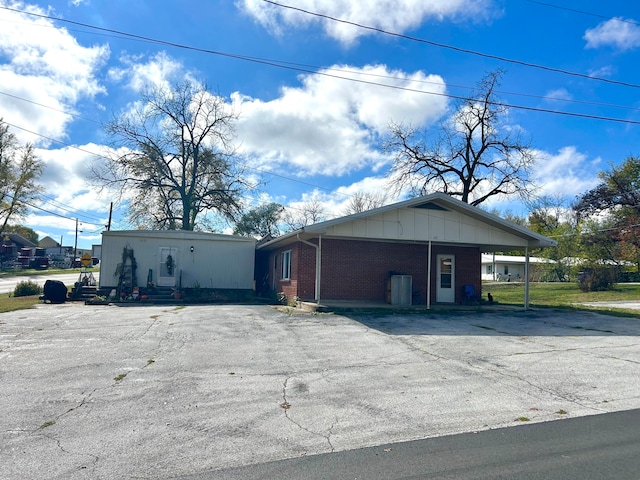 101 W Maple St, Mansfield, MO 65704 - view of front of home