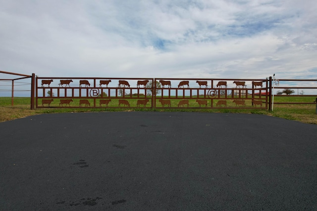 exterior space featuring a rural view