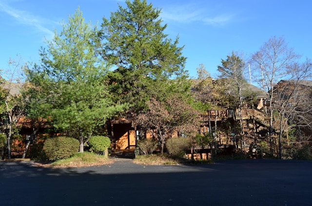 view of obstructed view of property