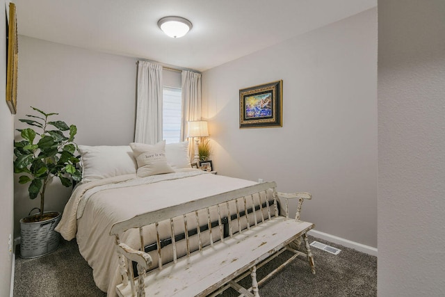 bedroom featuring carpet floors