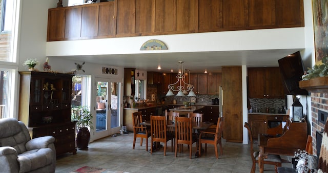 dining space featuring a healthy amount of sunlight