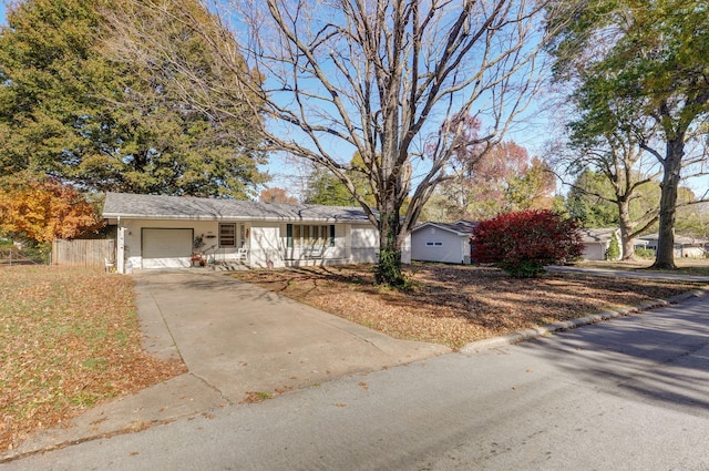 view of front facade with a garage