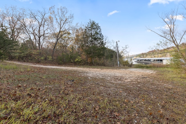 view of yard featuring a water view