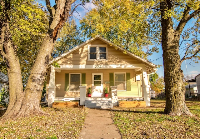 bungalow featuring covered porch