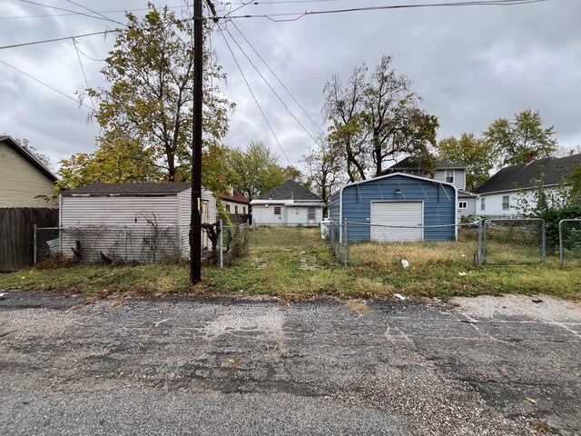 1706 S Murphy Ave, Joplin, MO 64804 - photo 9