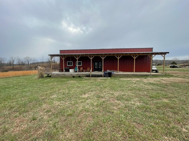 exterior space with a yard