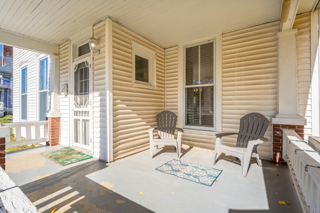 view of patio / terrace featuring covered porch