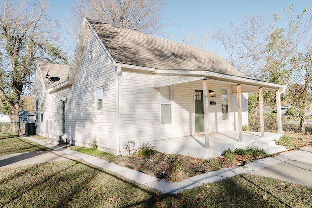 view of front of house featuring a porch