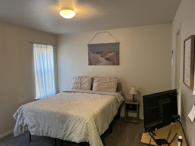 5058 Greenwood Dr, Merriam Woods, MO 65740 - carpeted bedroom featuring baseboards