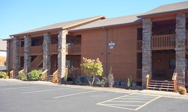 189 Avondale Dr Unit 10, Branson, MO 65616 - photo 1