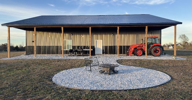 exterior space featuring an outbuilding