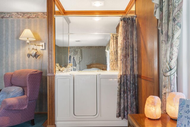 364 W Rd, Branson, MO 65616 - full bath featuring vanity and wallpapered walls