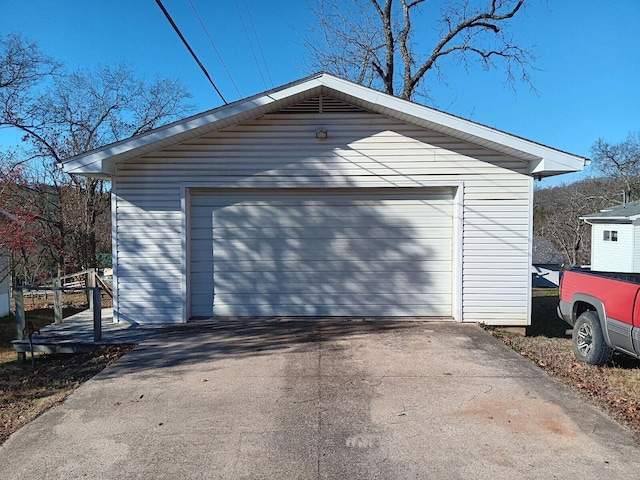 364 W Rd, Branson, MO 65616 - view of detached garage
