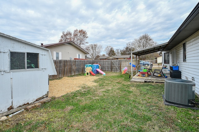 view of yard featuring central AC