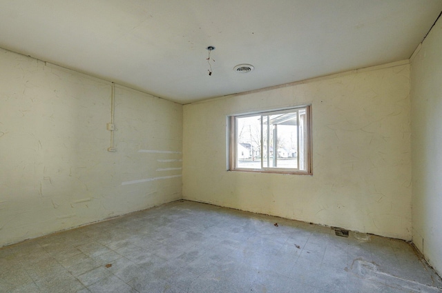 418 S Elm St, Mountain Grove, MO 65711 - unfurnished room with tile patterned floors