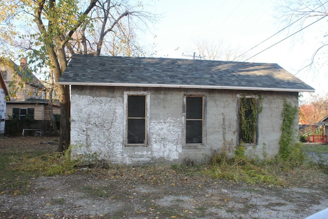 view of home's exterior