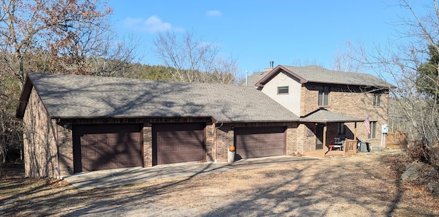 view of front of house with a garage