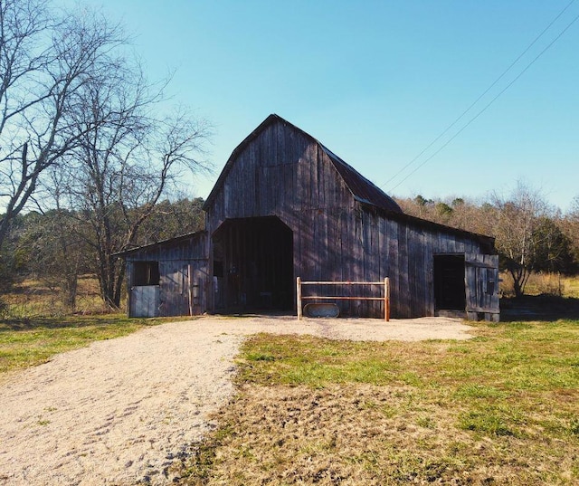 view of outdoor structure