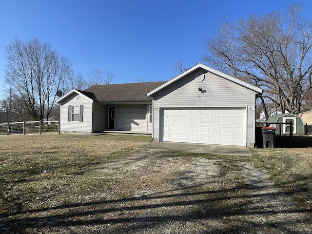 view of front facade featuring a garage